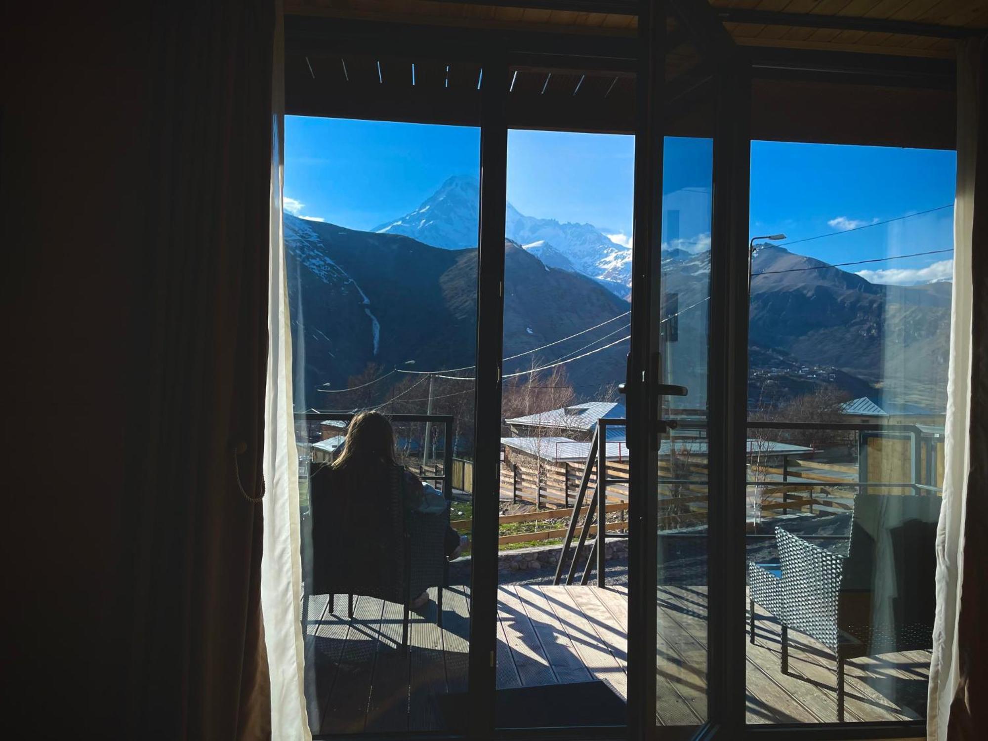 Sunset Cottage Kazbegi Exterior photo
