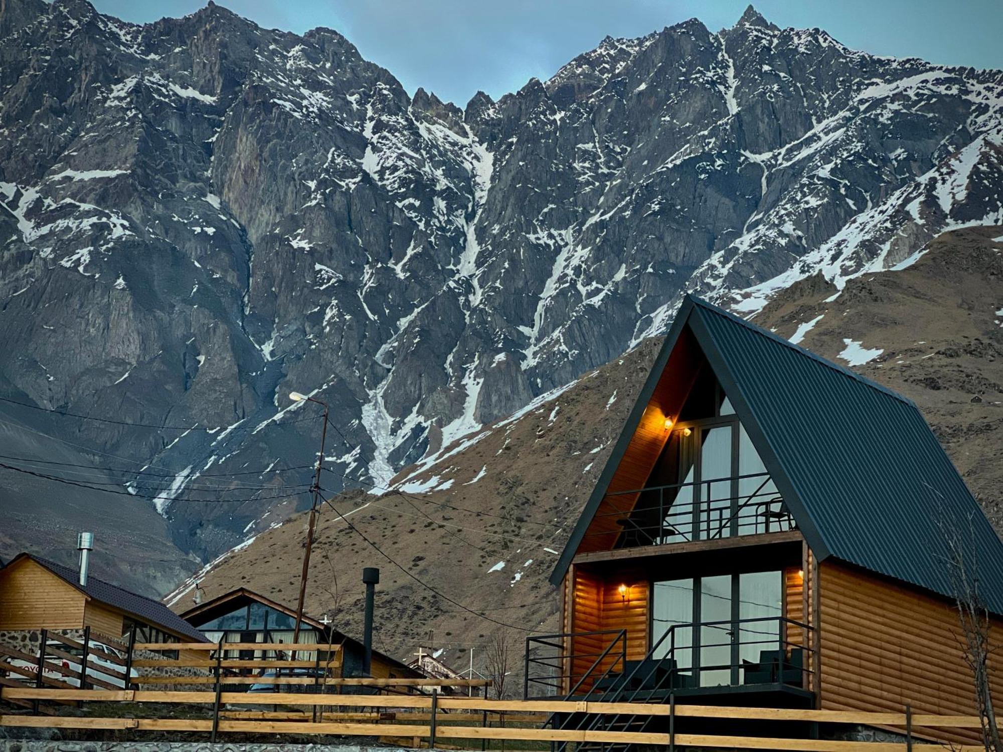 Sunset Cottage Kazbegi Exterior photo
