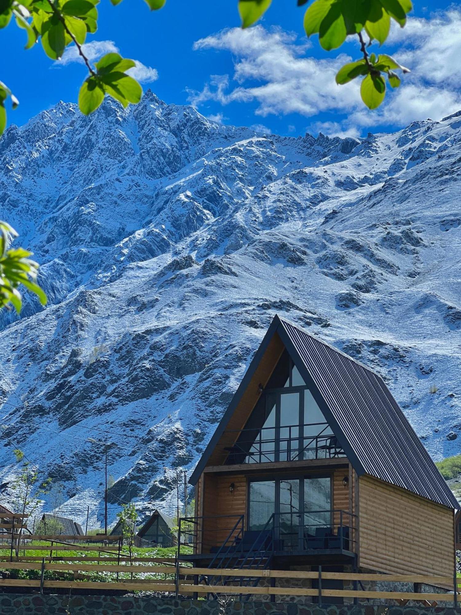 Sunset Cottage Kazbegi Exterior photo