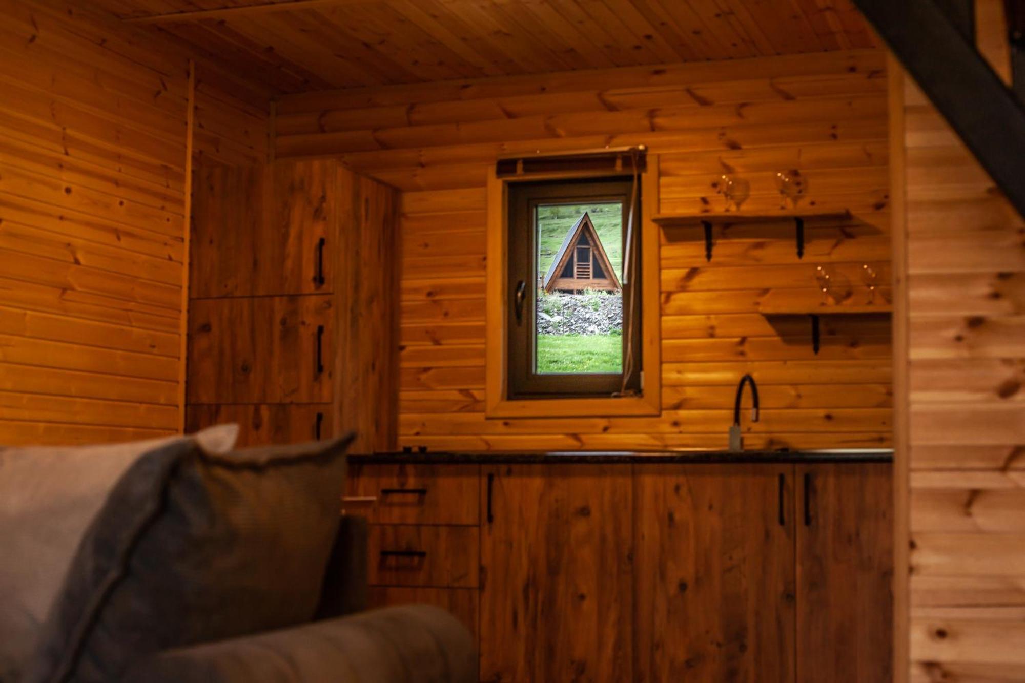 Sunset Cottage Kazbegi Exterior photo