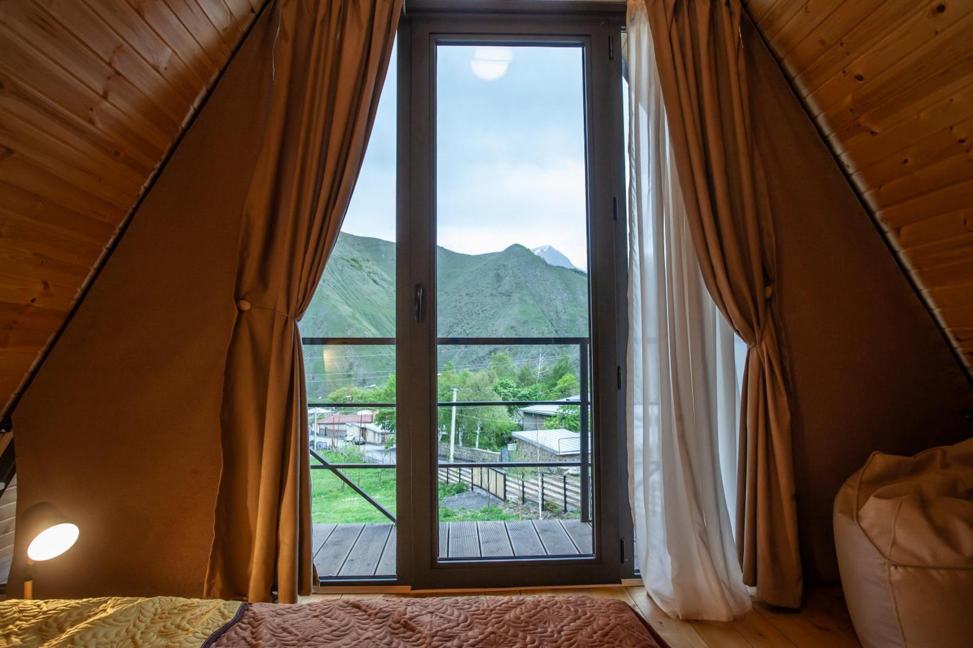 Sunset Cottage Kazbegi Exterior photo