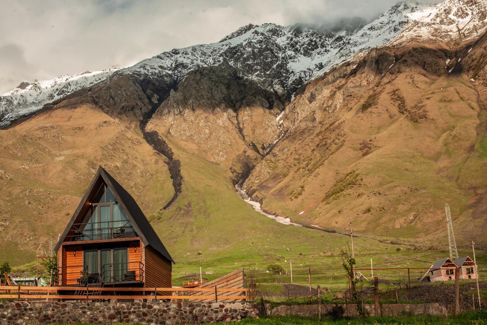 Sunset Cottage Kazbegi Exterior photo