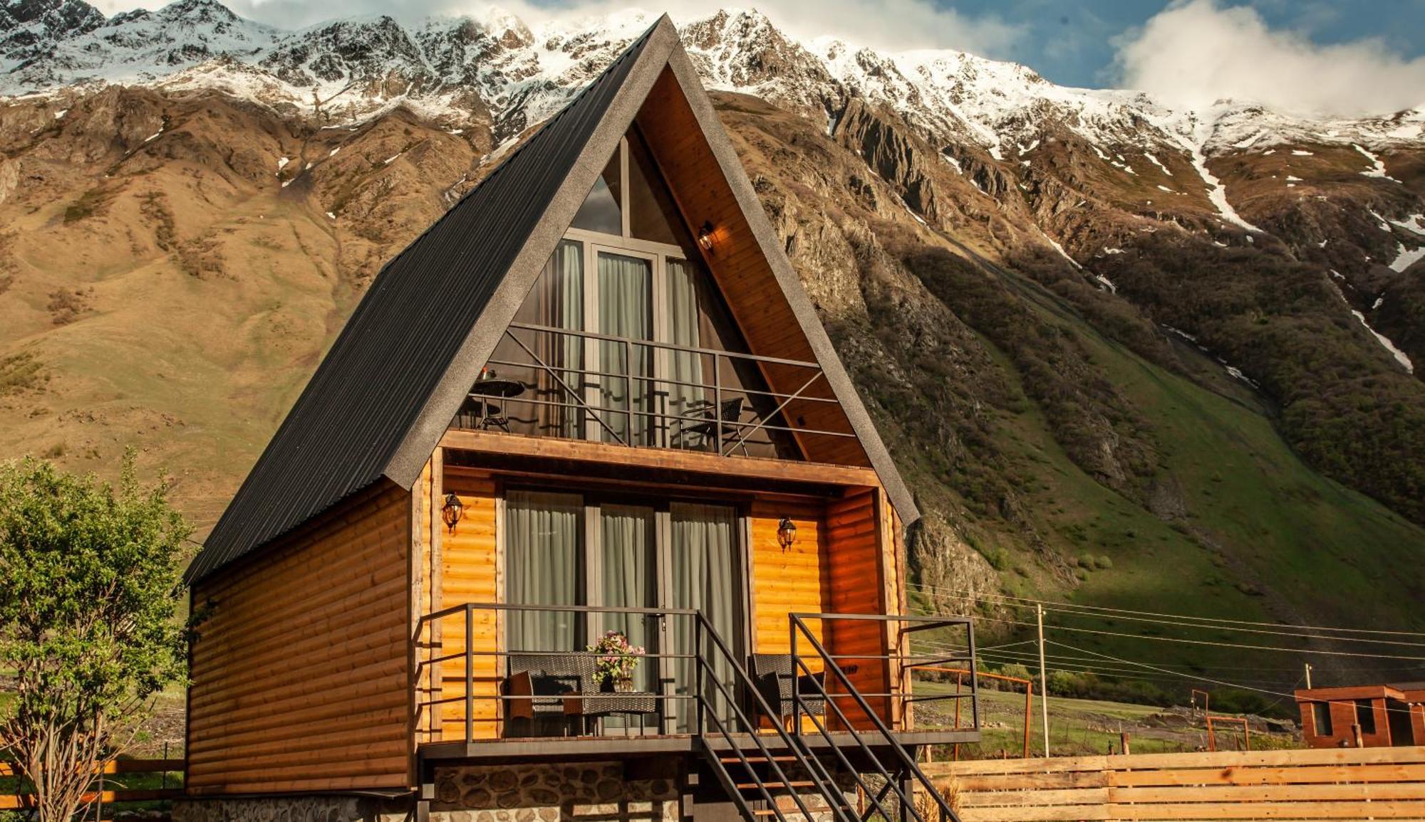 Sunset Cottage Kazbegi Exterior photo